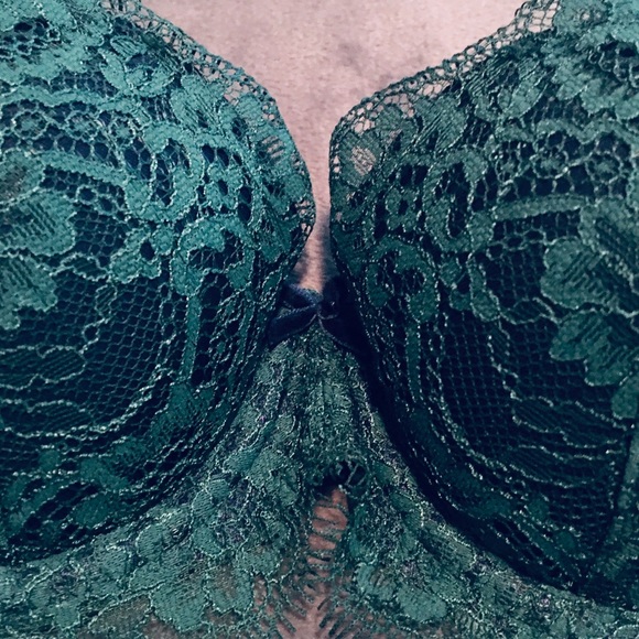 32B Green & Navy Lace Dream Angels Bra - Picture 2 of 4